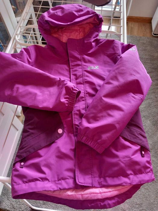 Kurtka JACK WOLFSKIN  140 dla dziewczynki