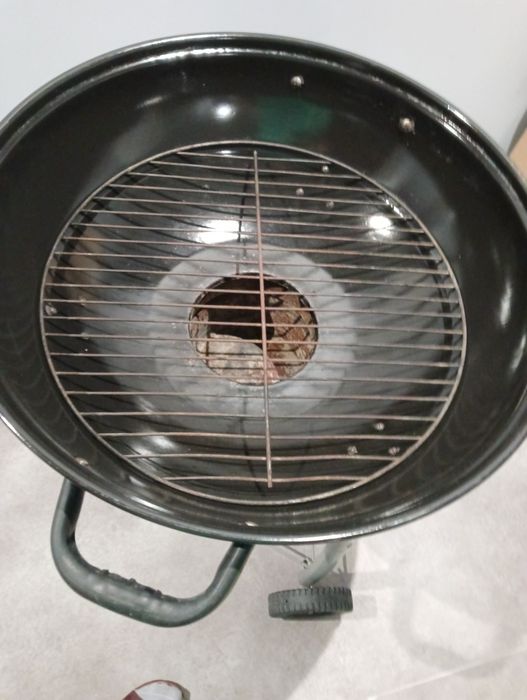 Grill okrągły węglowy