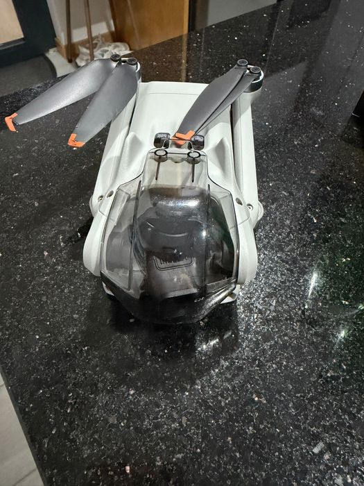 Dji mini 3 (drone)