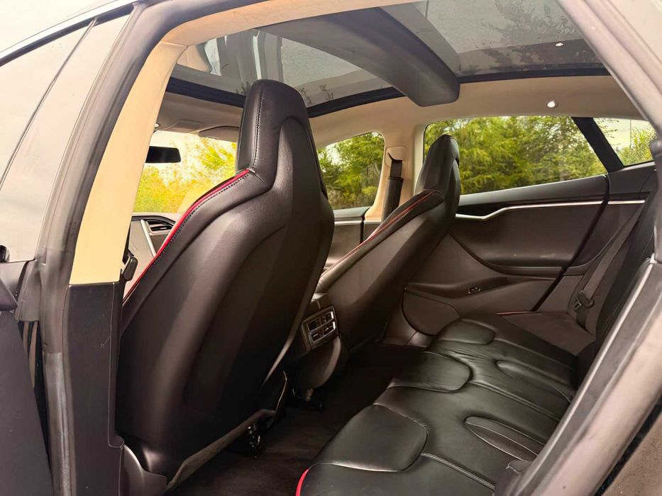 Tesla Model S Performance      2013