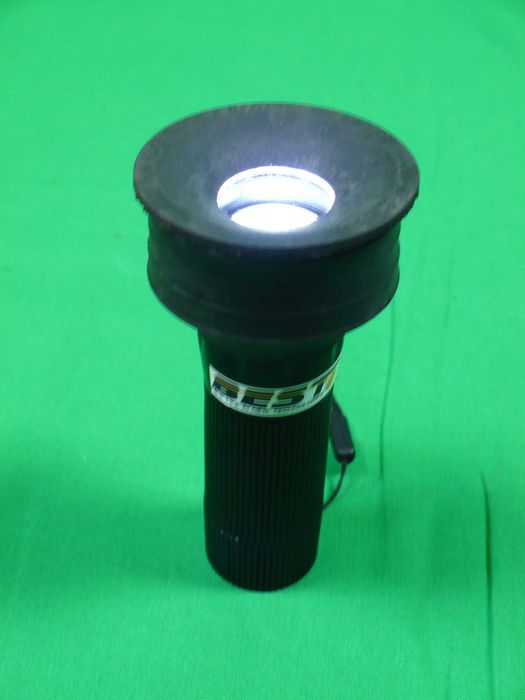 Овоскоп для яєць Бест