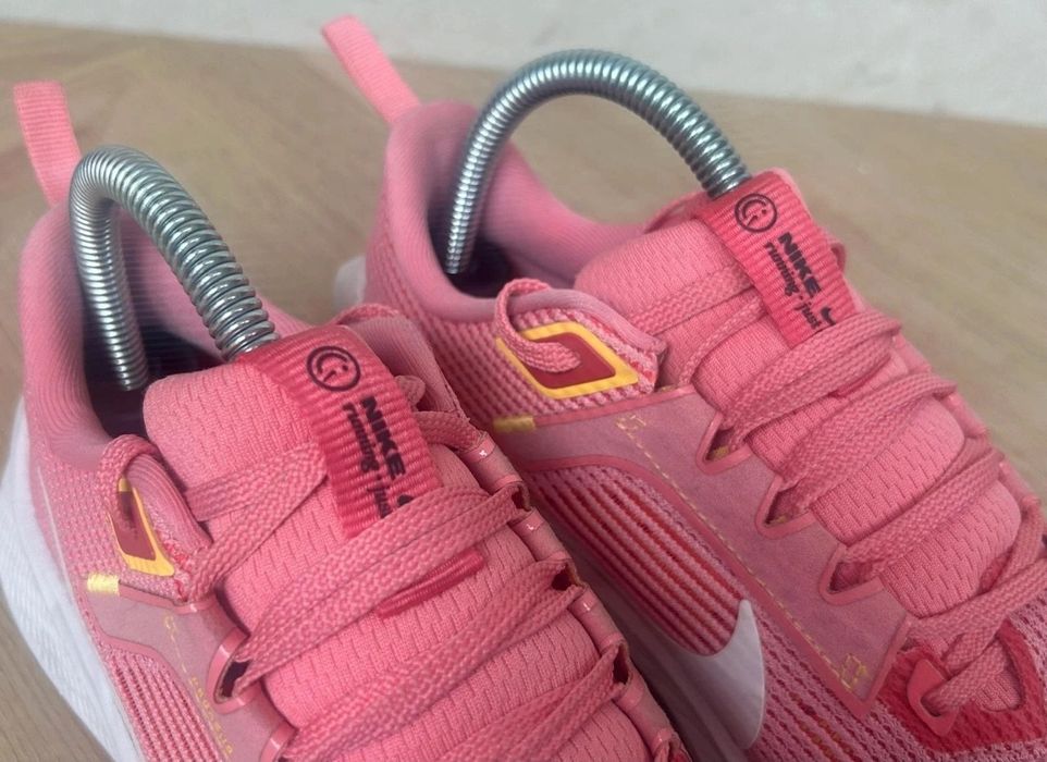 Sapatilhas Nike, pegasus modelo 40, tamanho 38,