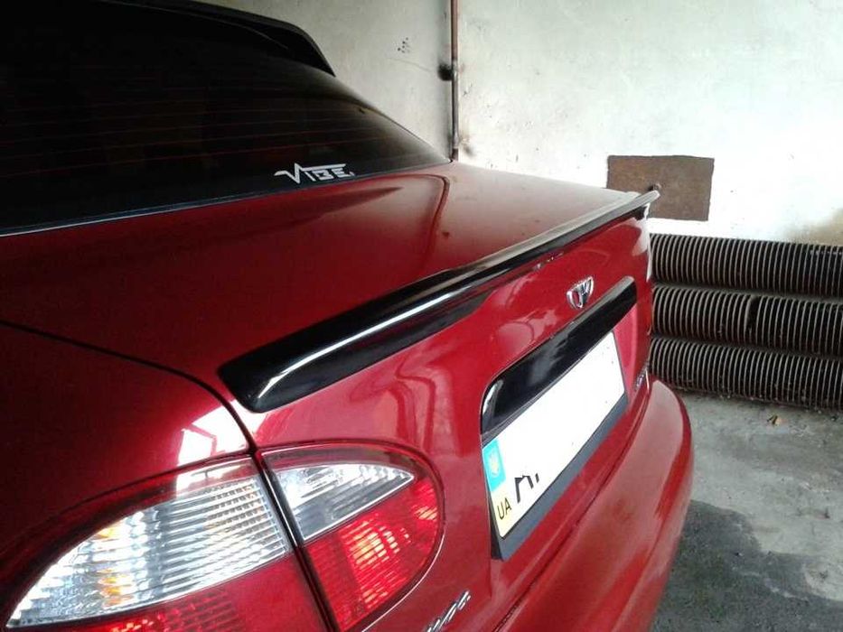 Спойлер (Лип) на багажник ЗАЗ Sens Сенс Daewoo Lanos  Сабля