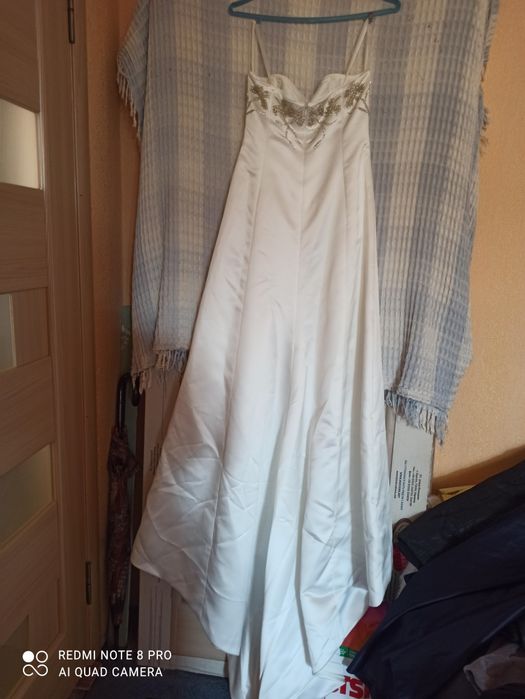 Свадебное брендовое платье со шлейфом новое Pearce Fionda