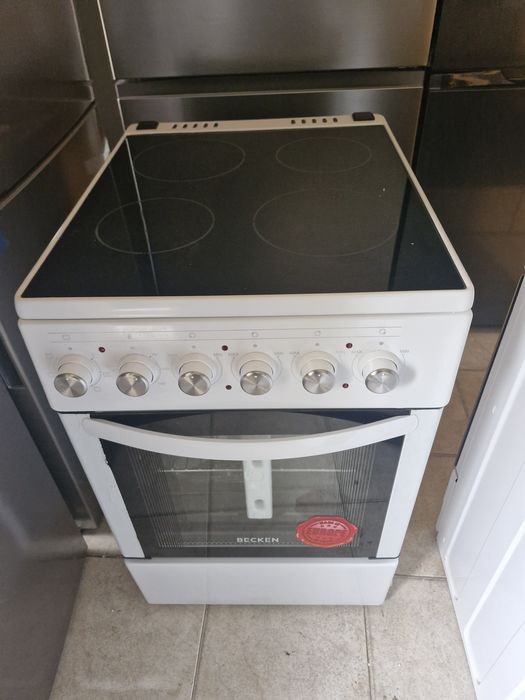 Fogão  Totalmente eléctrico  becken