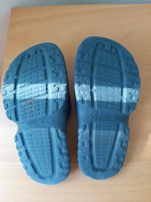 Klapki na basen Martes rozmiar 28