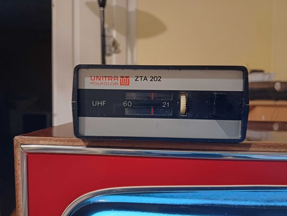 Telewizor kineskopowy Neptun 413 z przystawką ZTA 202