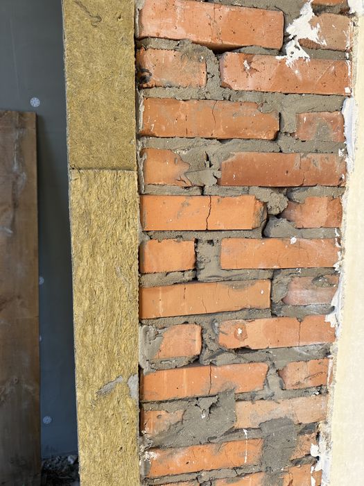 Продаж будинку в Стоянці, 245 м2 з гаражем та соснами на ділянці