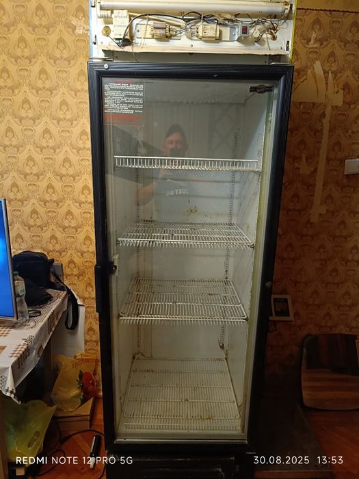 Холодильник Промышленный Продам