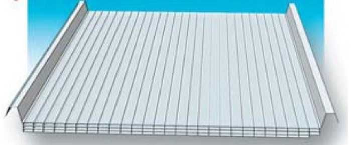 Świetlik dachowy - płyta warstwowa