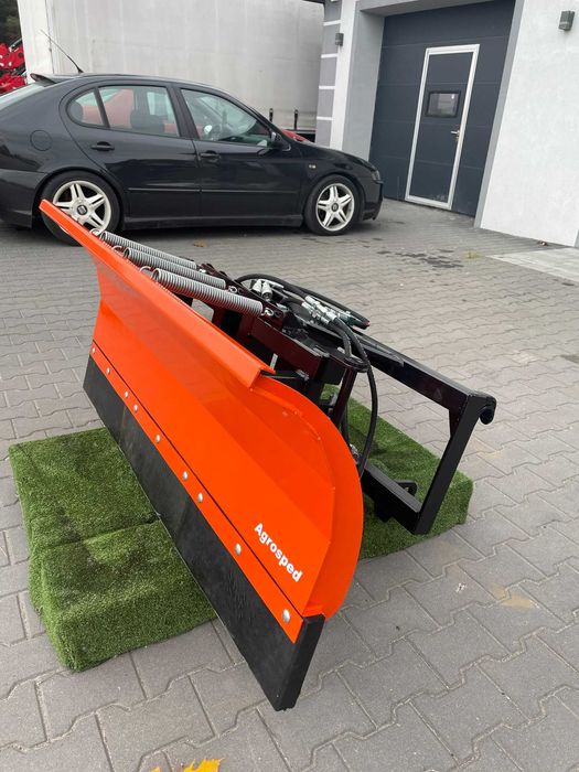 Pług do śniegu na sprężynach