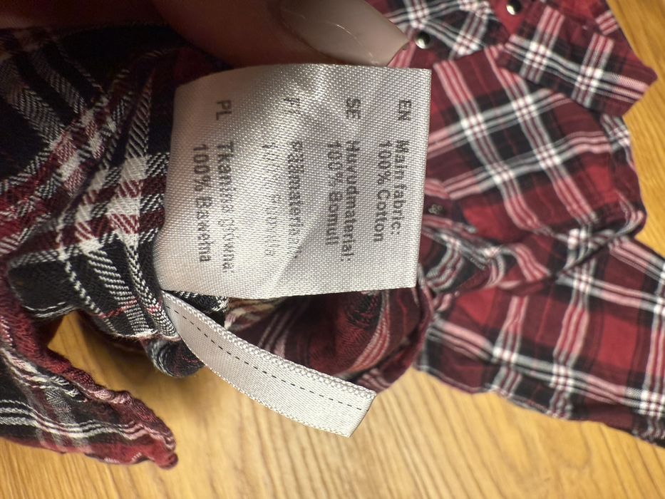 Koszula w czerwoną kratę świąteczna