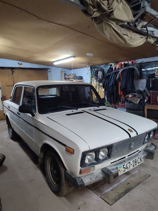 Продам ваз 2103      1975 год (СРОЧНО)