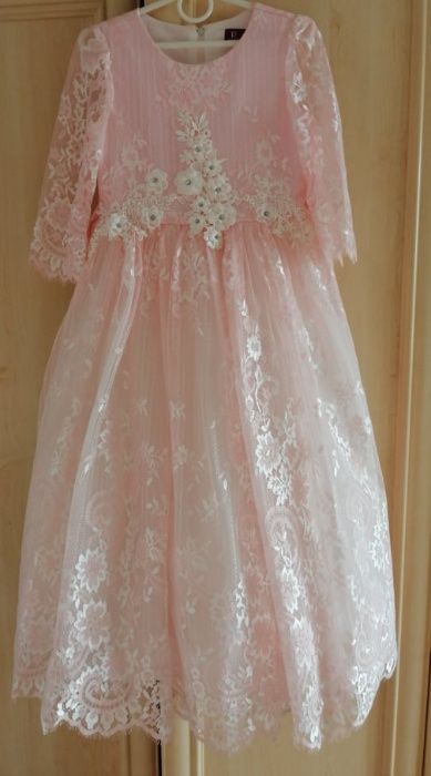 Святкове плаття для дівчинки 5-7 років+подарунок (заколка ручної робот