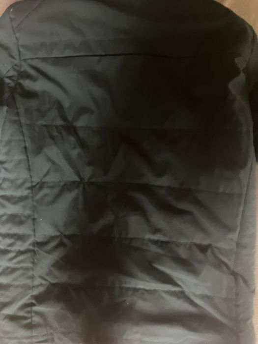 Продам куртку осінь зима