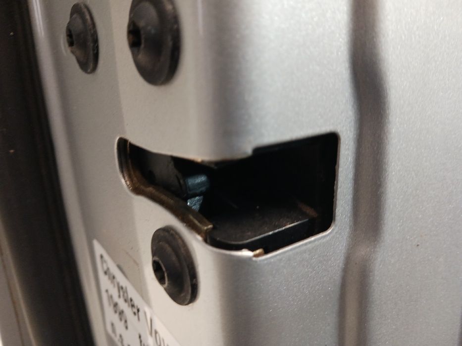 Porta frente esquerda CHRYSLER Voyager IV (RG, RS)