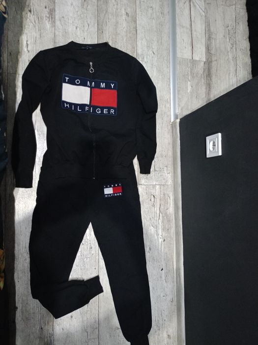 Dres damski Tommy Hilfiger