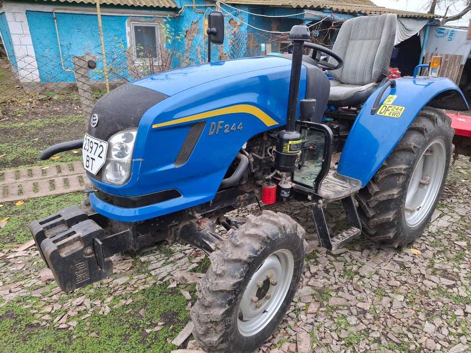 Мінітрактор DF244