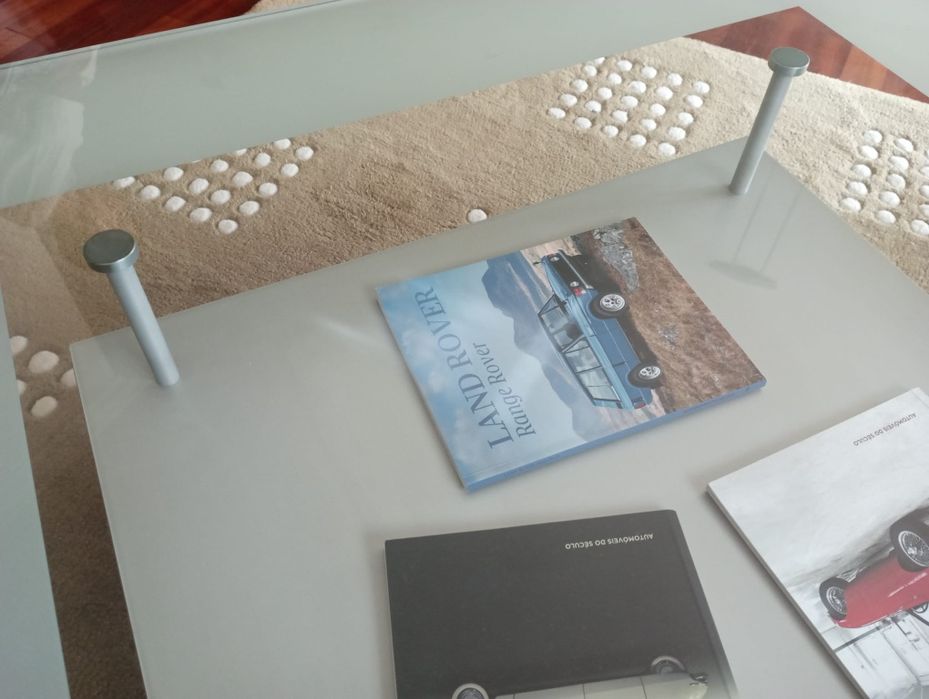 Mesa em vidro em bom estado