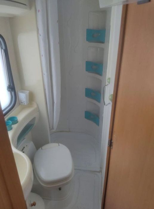 Alugo Autocaravana p/ férias o ano todo