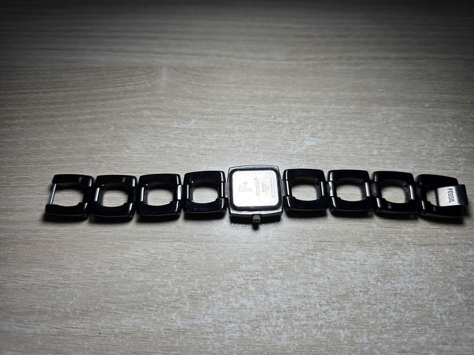 Водостійкий жіночий годинник-браслет Fossil Black ES-1626