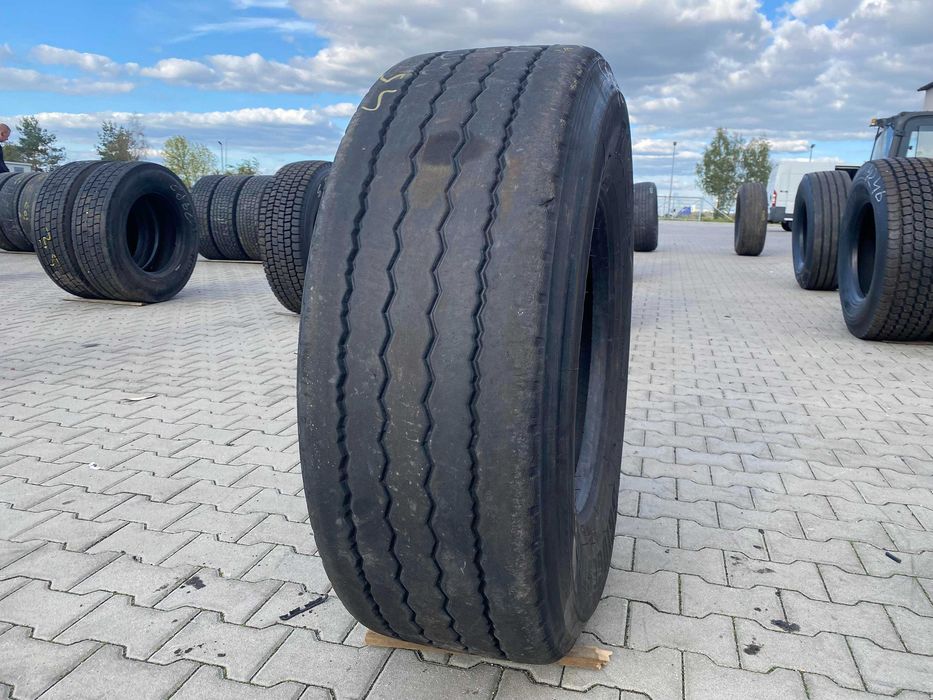 385/65R22.5 Opona BRIDGESTONE R179 AS  6-8mm Naczepa R 179