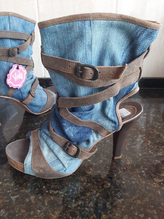 Botas mulher novas