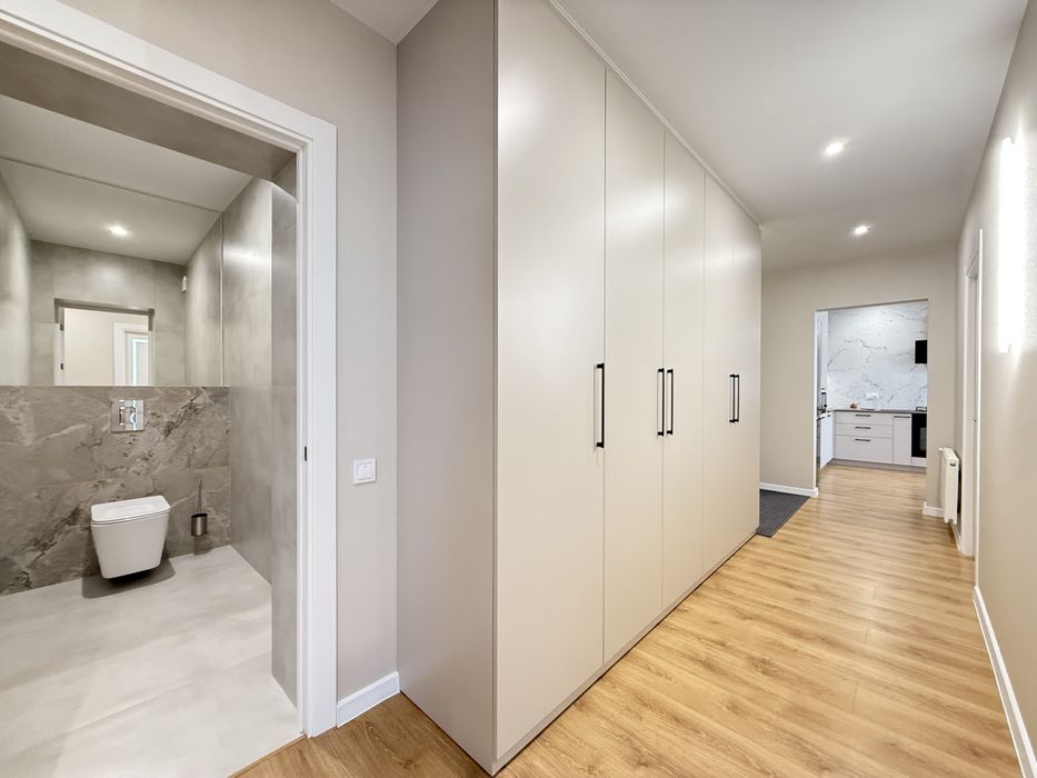 3-Кімнатна 88 кв.м. «На Щасливому» з Ремонтом! Меблі! Техніка!