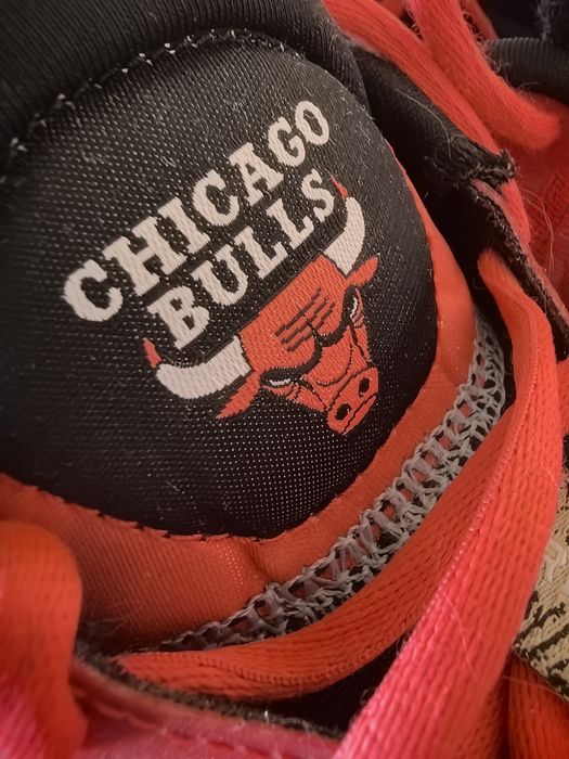 Sprzedam buty do koszykówki NBA Chicago – Decathlon