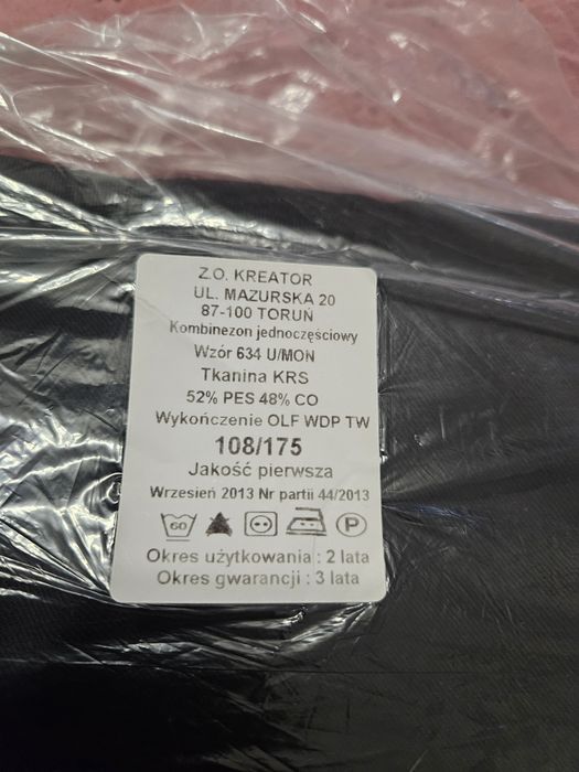 Kombinezon jednoczęściowy