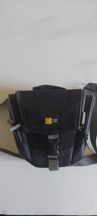 Фотоаппарат бренда  Samsung GX-1S и фотоаппарат SilverCrest