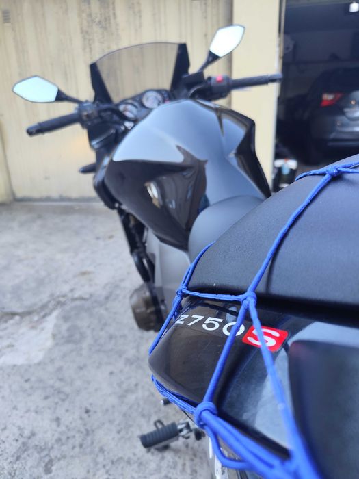 Kawasaki z 750 s