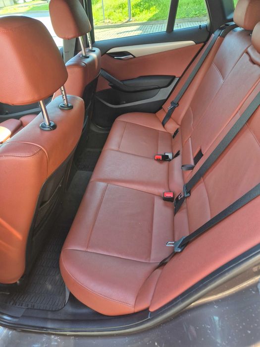Samochód osobowy bmw e84