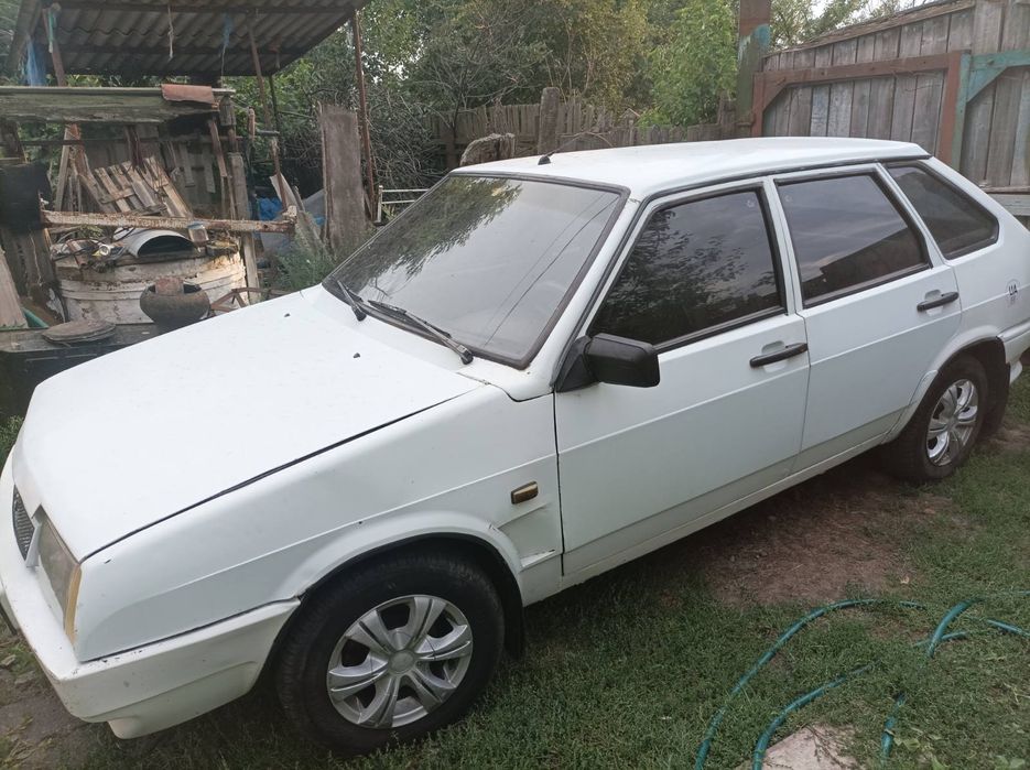 Продам ВАЗ 21093