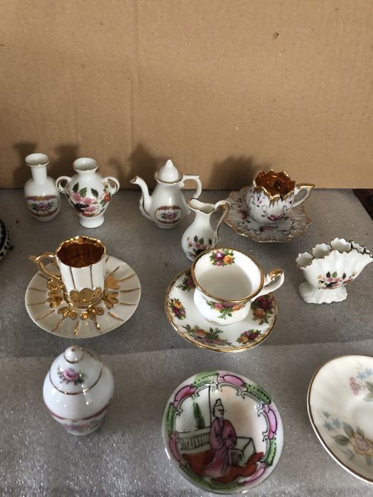 Peças porcelana Porart, AG. Royal…