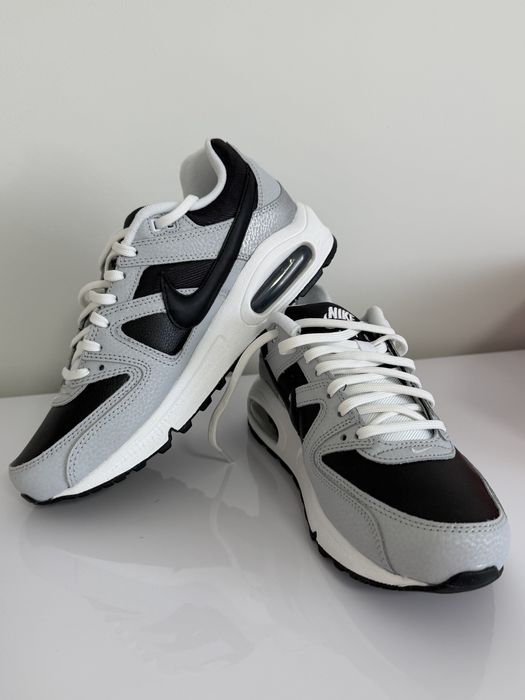 Продаю жіночі кросівки air max command оригінал