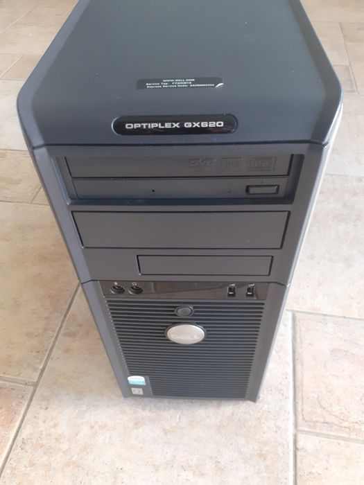 Computador ASUS a funcionar