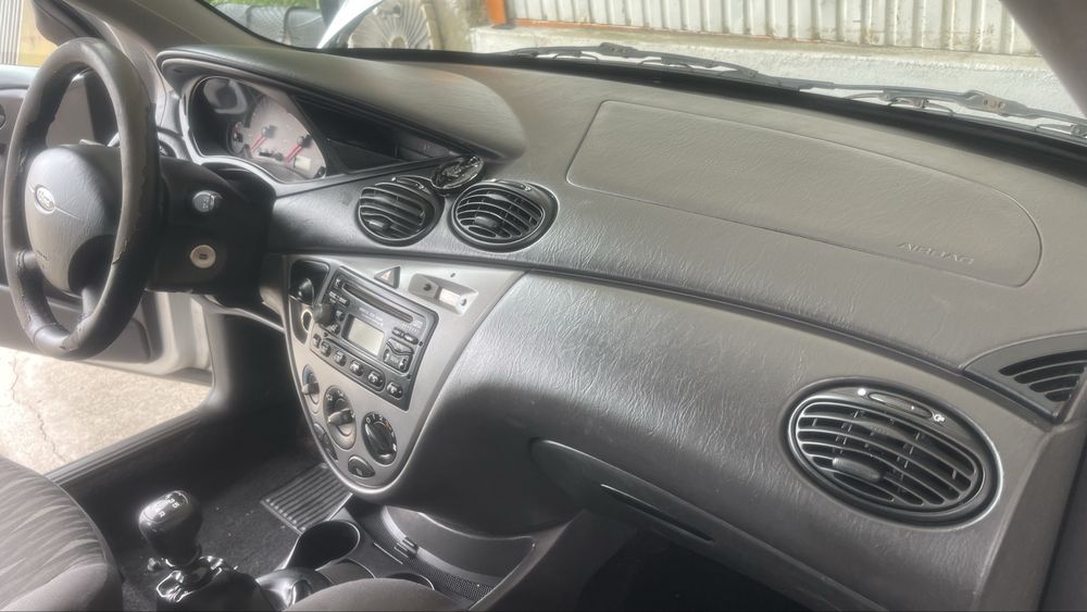 Ford Focus 1.8 TDCI GUIA 2003 AC