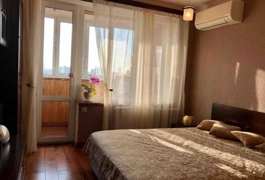 Продам реальную 3к квартиру м.Студенческая, ул.Валентиновская 24