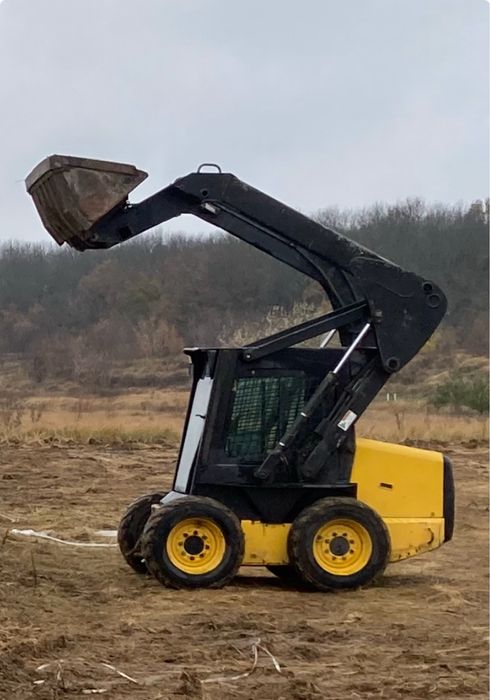 Послуги оренда міні-навантажувача