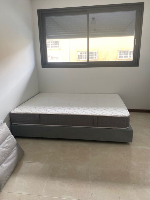 Colchao de Casal 140x190 semi nova