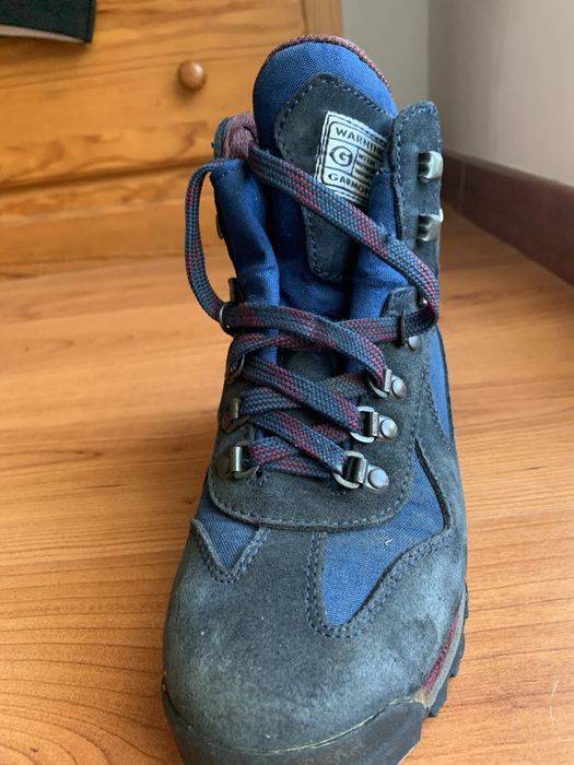 Botas GARMONT n.o 36 muito pouco usadas