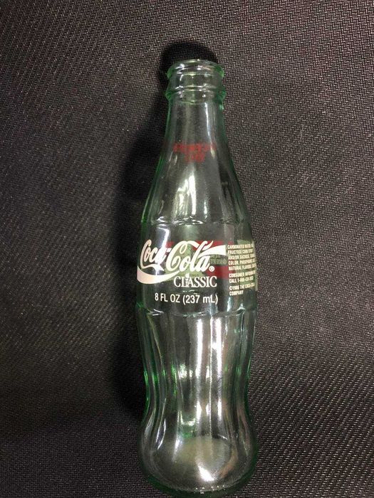 Стакан та бутилка Coca-Cola 1993 рік