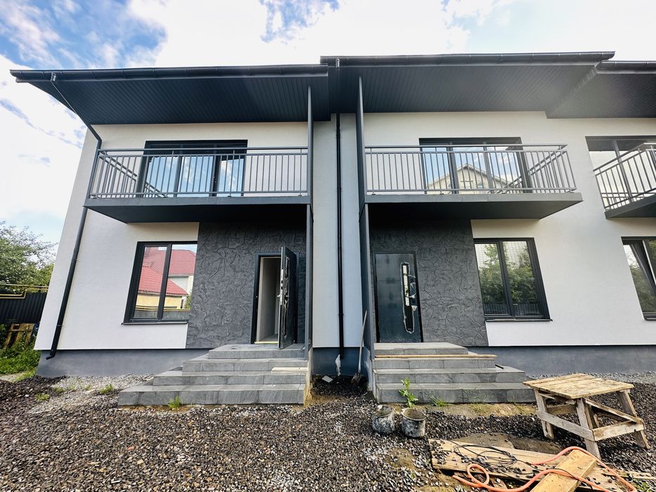 Сучасний Таунхаус в гарному районі 70м2 бруківка