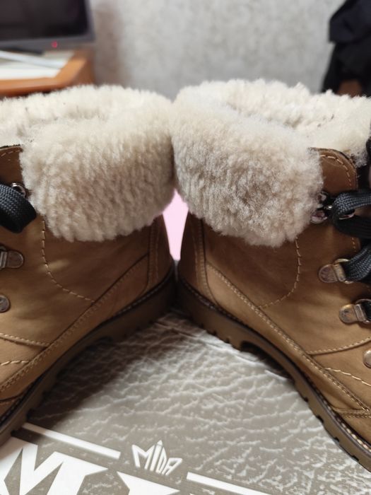 Взуття жіноче Mida