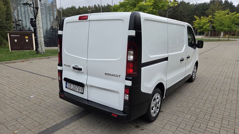 Renault Trafic_1.6_120km_2017r_Klima