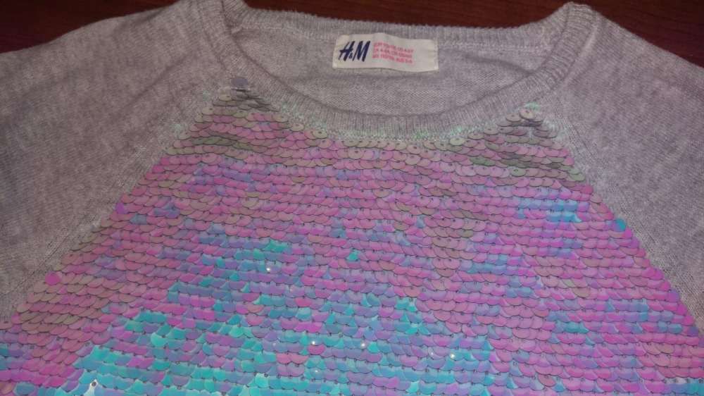 Sweter H&M HM cekiny szary rozm. 110/116 y.4-6