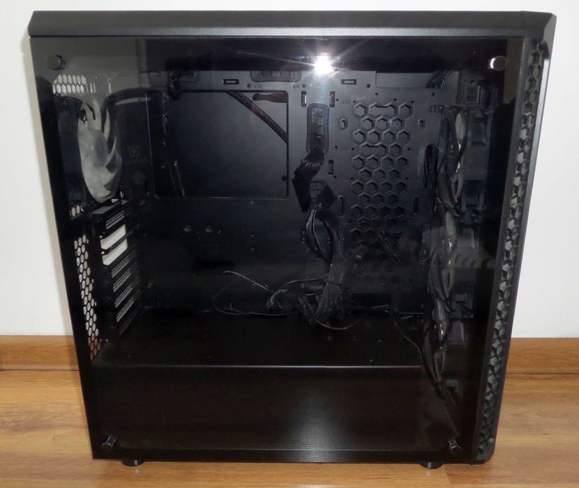Obudowa SilentiumPC Signum SG7V TG Zasilacz