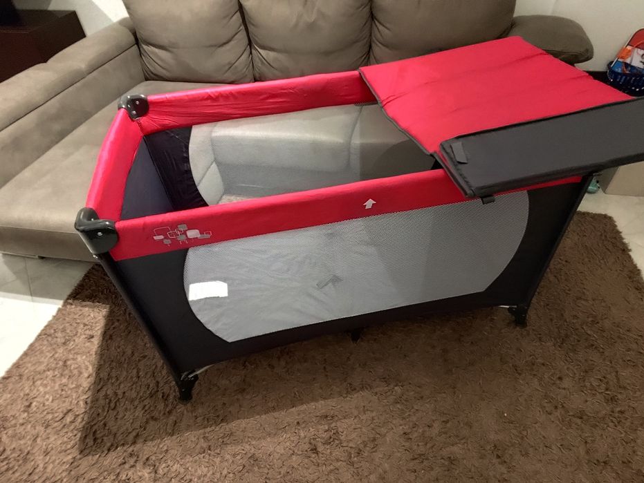 Cama de Viagem para Bebé - Como Nova!