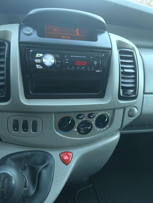 Opel Vivaro 6 osobowy